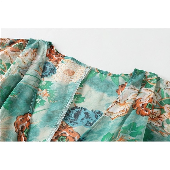 Floral Kimono - Picture 8 of 10